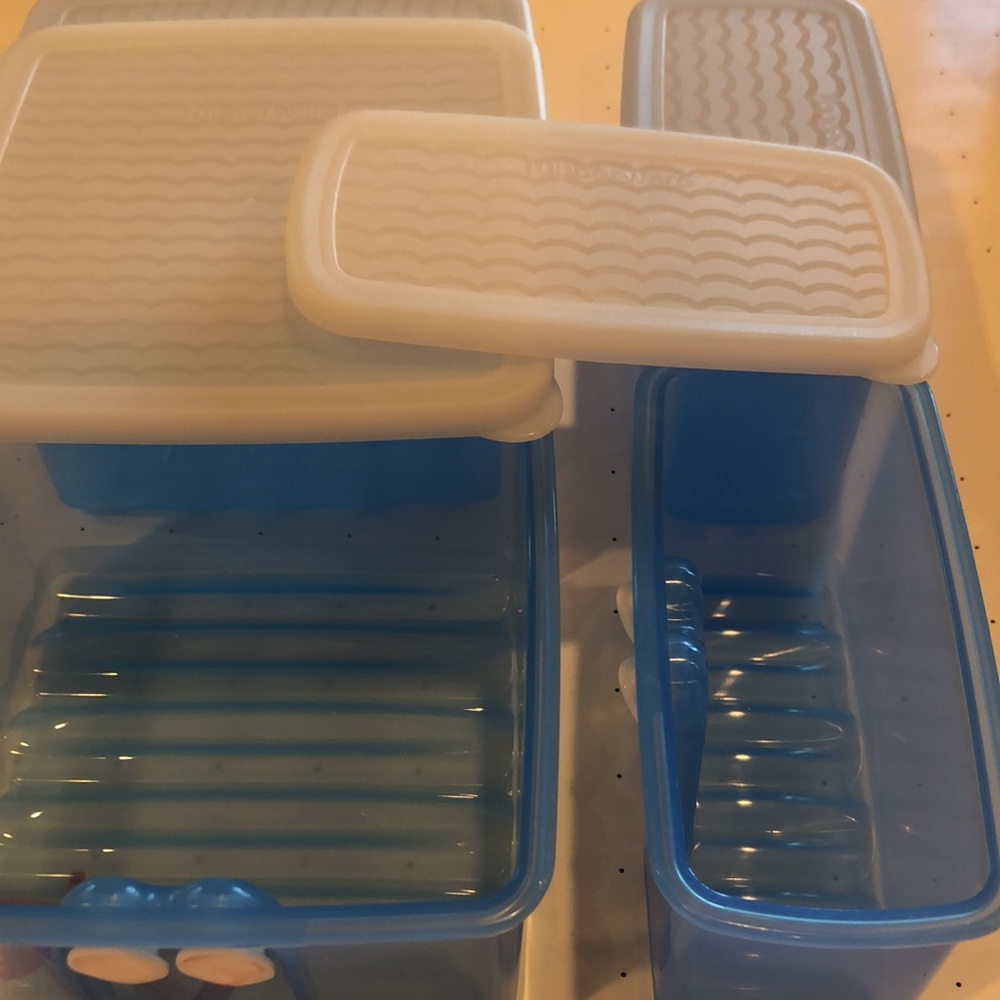 Vintage Tupperware Fridgesmart containers (set of 4 with lids) - Picture 3 of 4